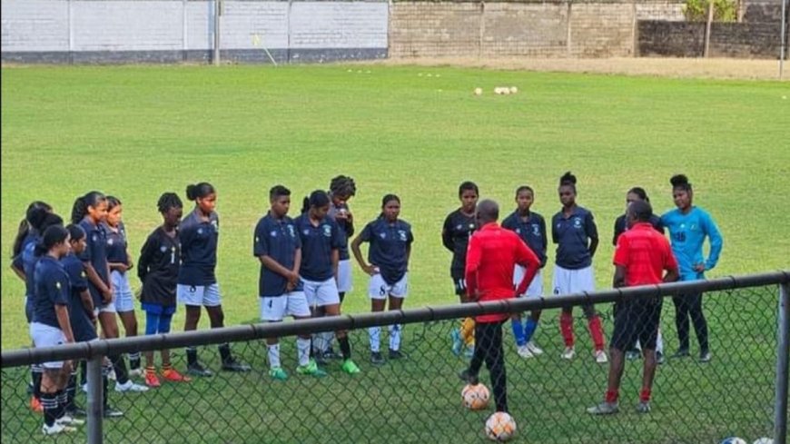 Meisjes U-15 selectie bereidt zich voor op Concacaf kampioenschap