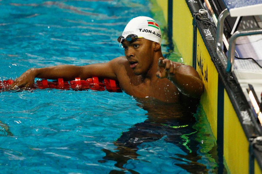 Zwemmer Renzo Tjon A Joe  uitgeschakeld op Olympische Spelen in Parijs