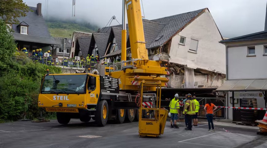 Laatste overlevende onder puin ingestort Duits hotel vandaan gehaald