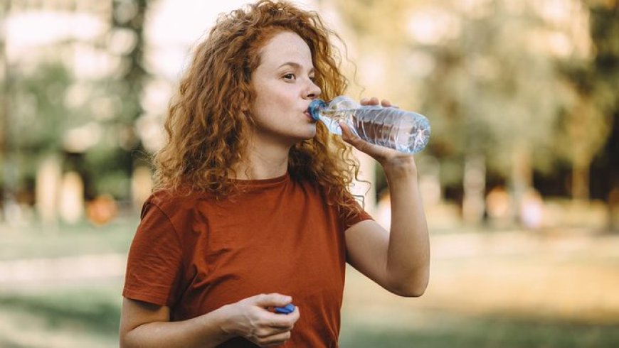 Microplastics in plastic flessen verbonden met verhoogde bloeddruk