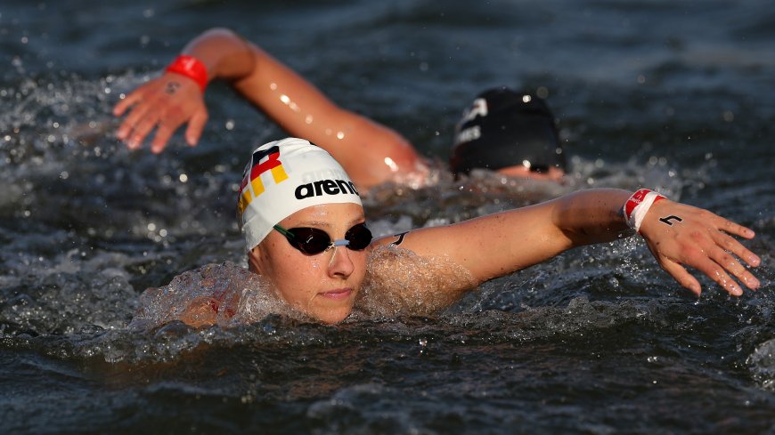 Duitse openwaterzwemster Beck ziek na zwemmen in  Seine