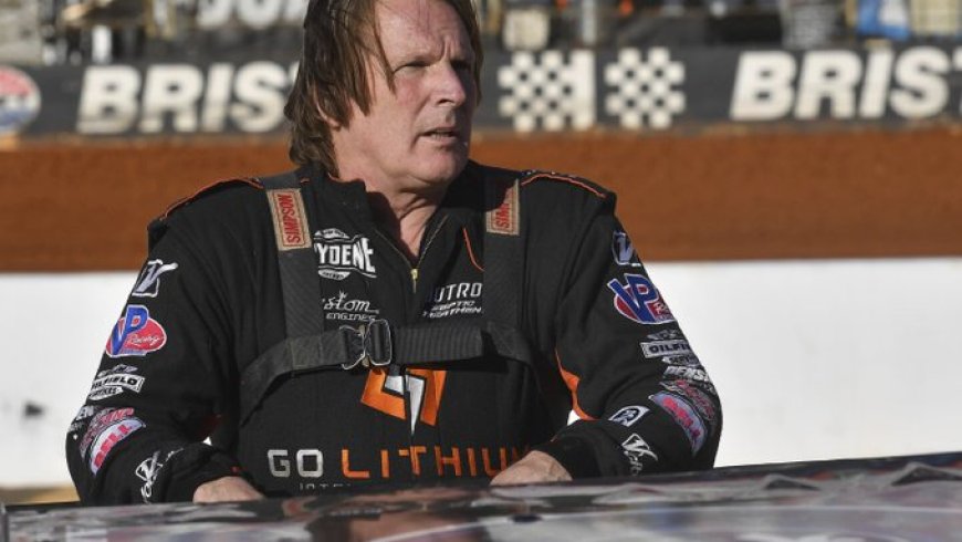 Dirt track-coureur Scott Bloomquist, bekend om zijn overwinningen en bravoure, sterft bij vli