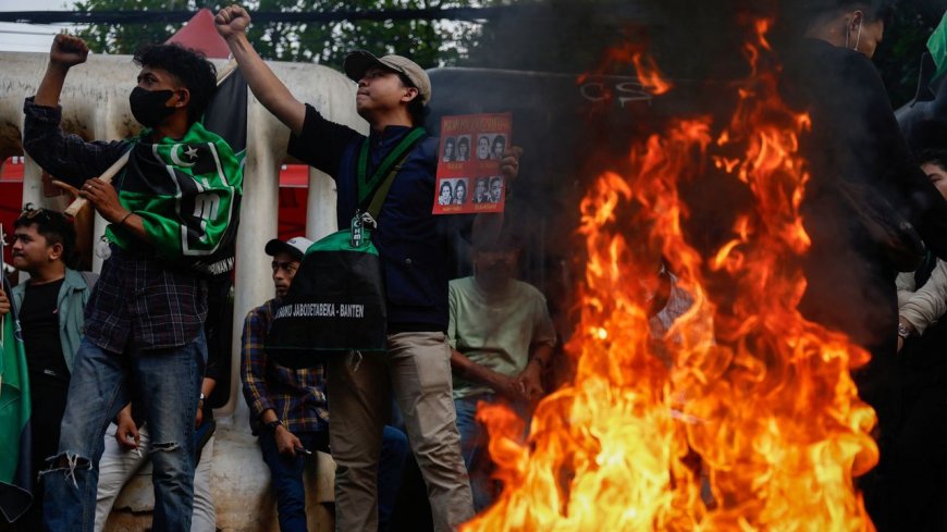 Indonesiërs weer straat op vanwege kieswet: Diep wantrouwen bij demonstranten