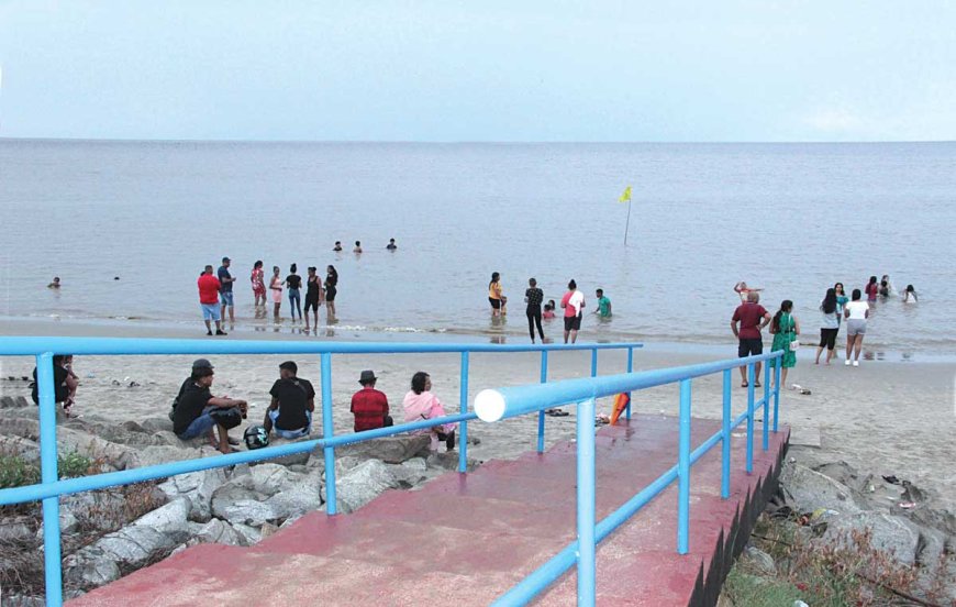 Zeedijkstrand Nickerie officieel geopend