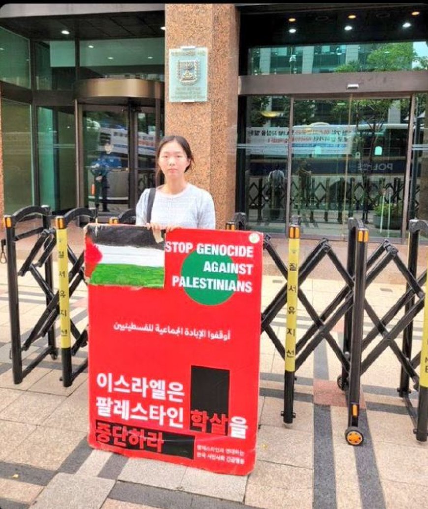 Deze Koreaanse activist protesteert al meer dan 200 dagen alleen buiten de Israëlische ambass