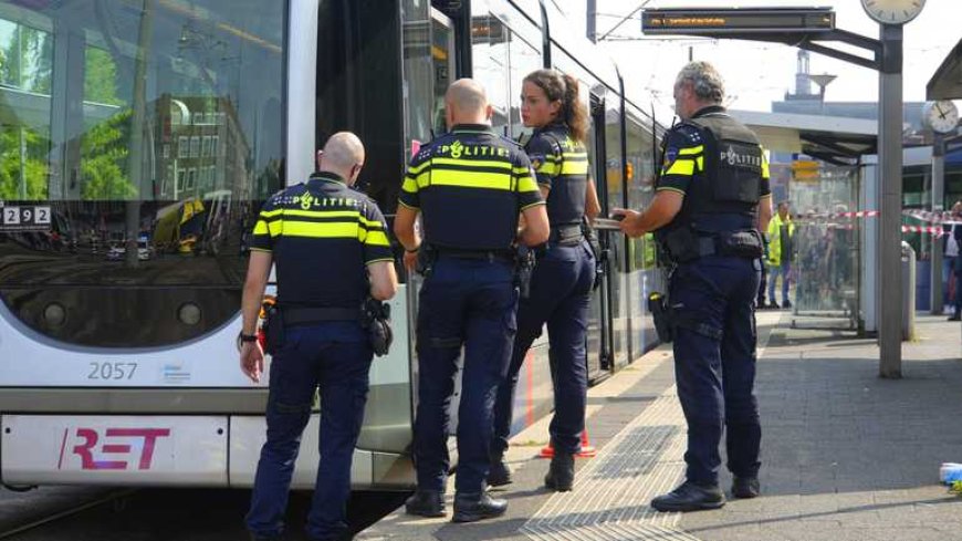 Tiener opgepakt voor beschieting tram in Rotterdam