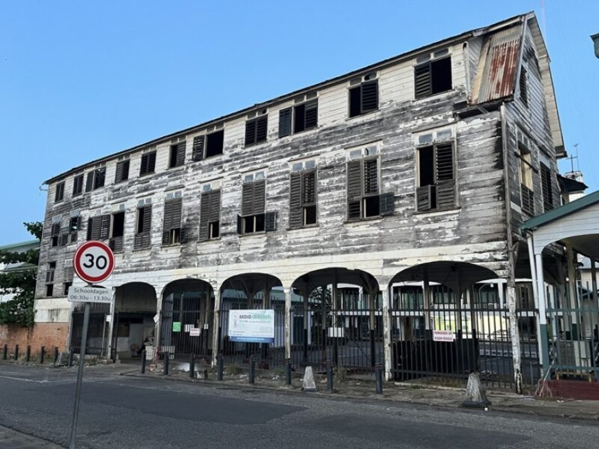 Monumentenzorg stopt sloop poortgebouw RK Bisdom