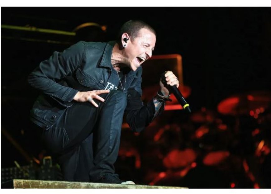 Moeder van Chester Bennington: ‘Ik Voel Me Verraden’ door Linkin Park