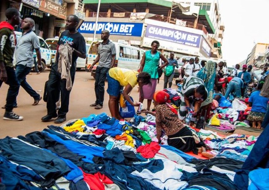 De realiteit van tweedehands kleding in Suriname: Armoede, kansen en kwaliteit