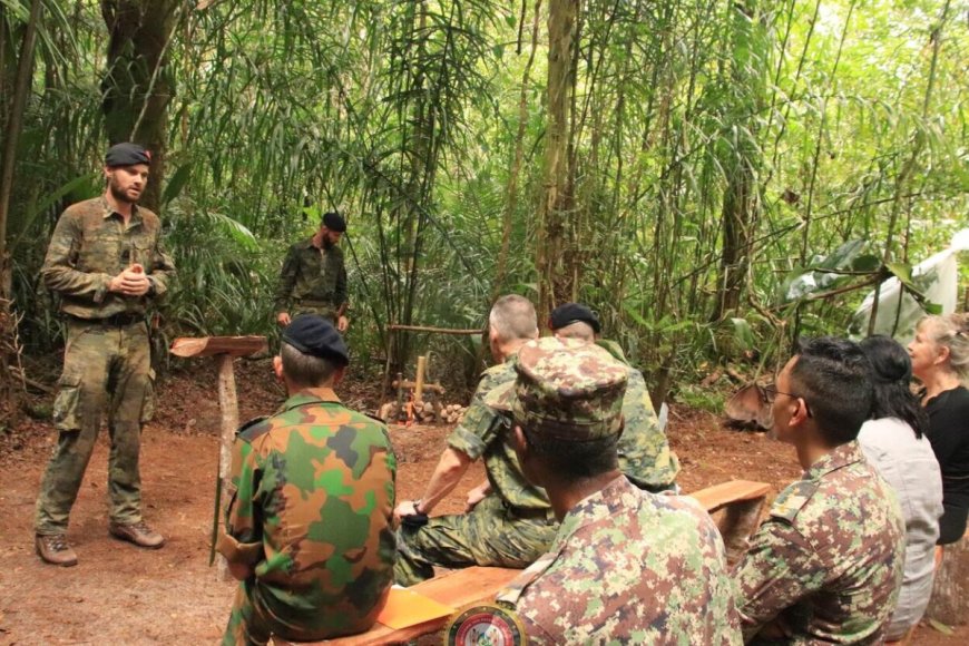 Nederlandse militairen in Suriname voor jungletraining