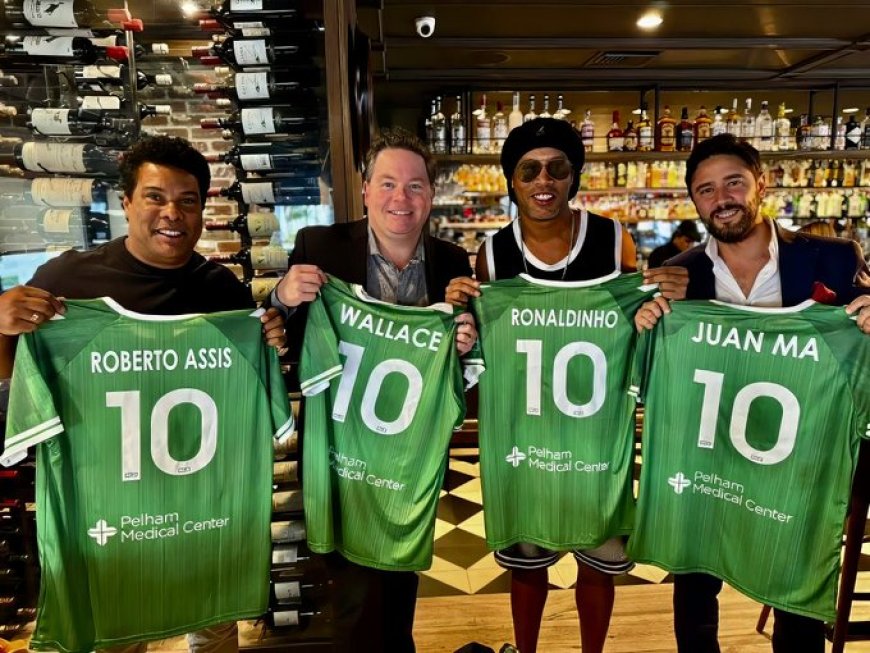 Braziliaanse legende Ronaldinho koopt Amerikaanse club