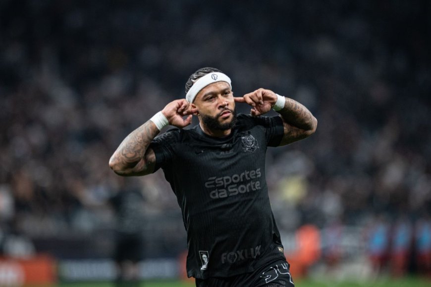 Memphis helpt Corinthians aan cruciale zege