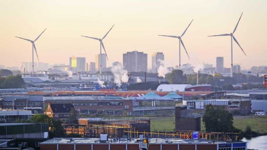 Amsterdam schrapt omstreden windturbinelocatie na massaal bezwaar