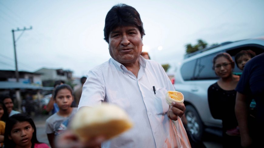 Oud-president Bolivia ontsnapt aan moordaanslag, wijst naar regering