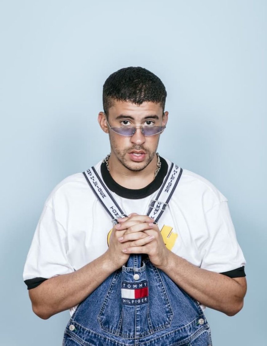 Bad Bunny steunt Kamala Harris na racistische opmerking op Trump-bijeenkomst