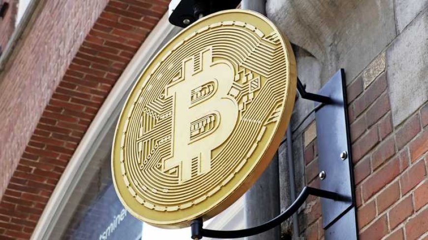 Bitcoin breekt aanval op record af  Digitale munt zakt onder $70.000