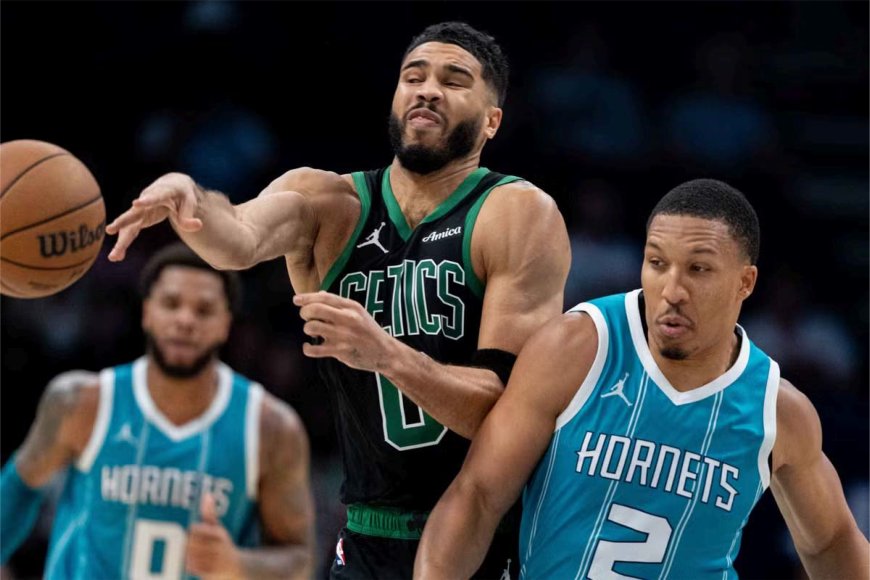 Celtics verslaat Hornets in verhit duel dankzij Tatum