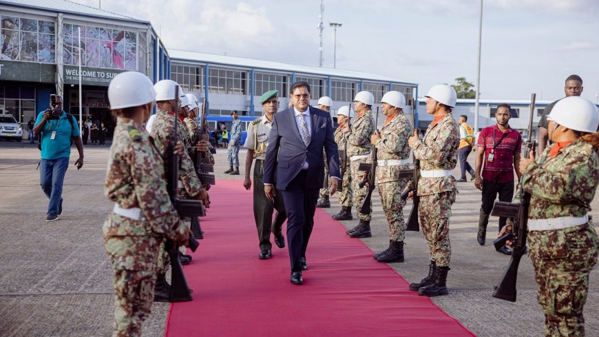 President Chan Santokhi naar Azerbeidzjan vertrokken