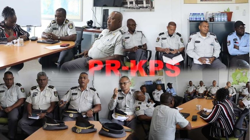 Politiecommissaris overlegt met verkeersafdeling over files in Groot-Paramaribo