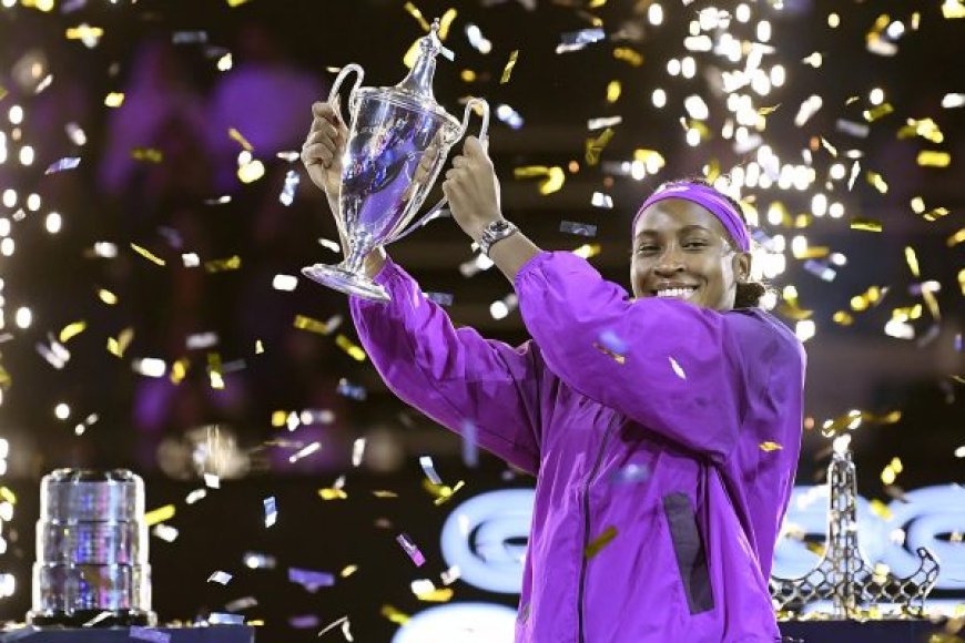 Gauff jongste winnares WTA Finals sinds Sharapova in 2004