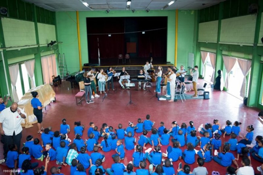 Schitterend optreden Holland Baroque en School voor Jong Talent Suriname