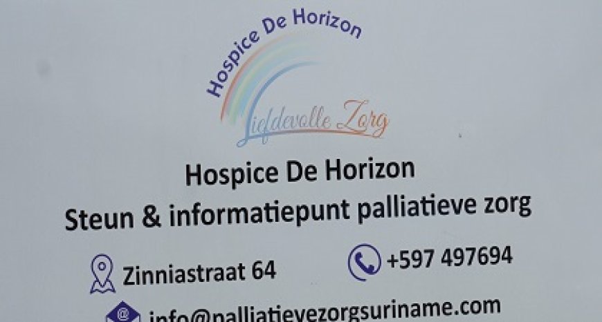 Met de step geld ophalen voor Hospice in Suriname