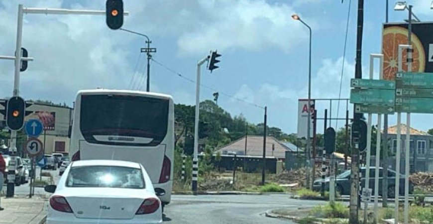 Curaçao zet in op zero-emissie vrachtwagens en bussen