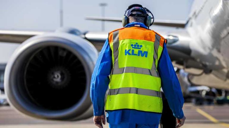 KLM wil rem zetten op kosten van personeelVoorstel: bevriezen lonen komende twee jaar