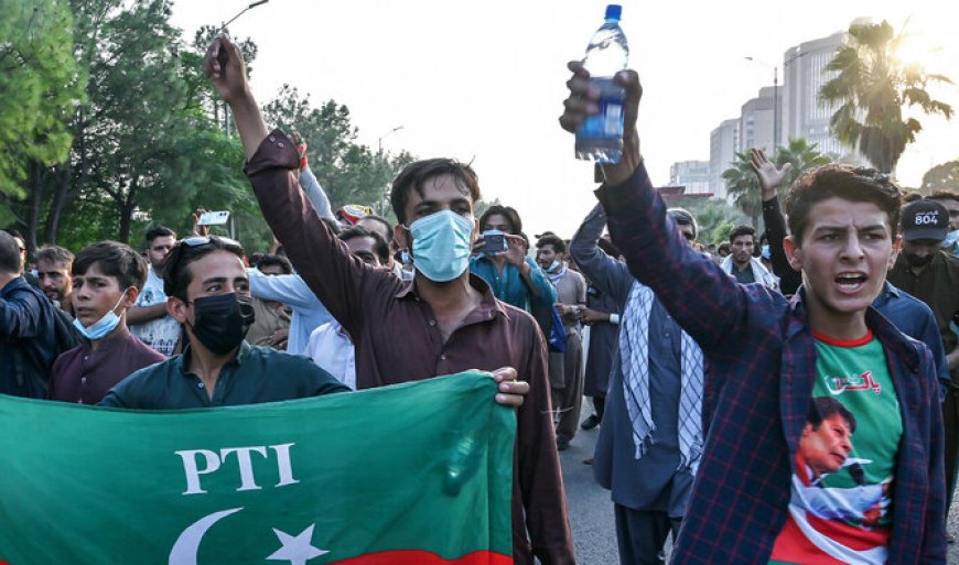 Aanhangers Pakistaanse oud-premier Khan schorten protesten op