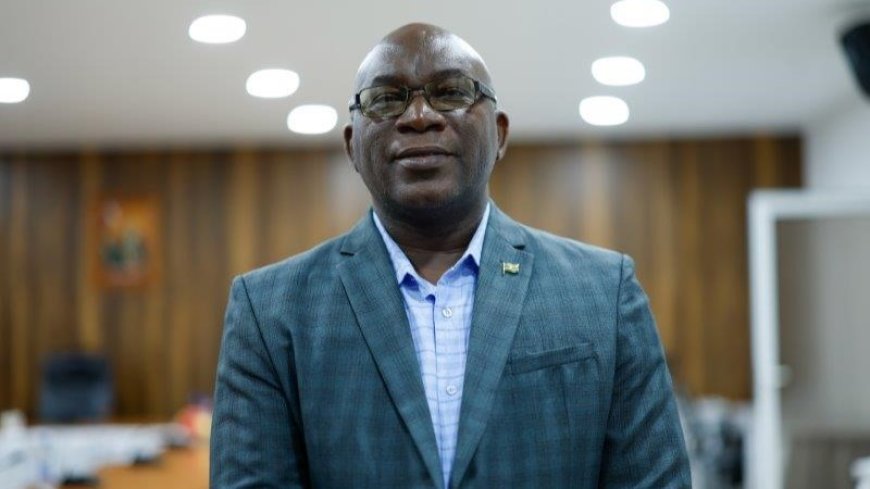 Minister Amoksi noemt Suriname “een veilig land”