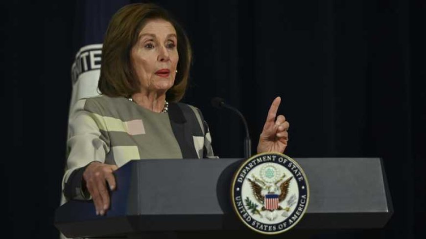 Voormalig parlementsvoorzitter Nancy Pelosi naar ziekenhuis na incident in Luxemburg