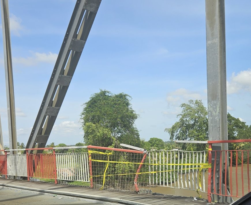 Leuning Henarbrug nog steeds niet hersteld