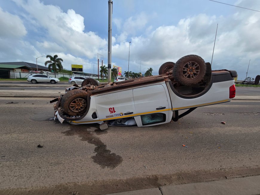 Video: Pick-up over de kop aan de Van ‘t Hogerhuysstraat