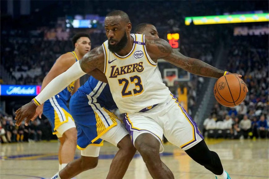 Lakers winnen van Warriors in kerstklassieker