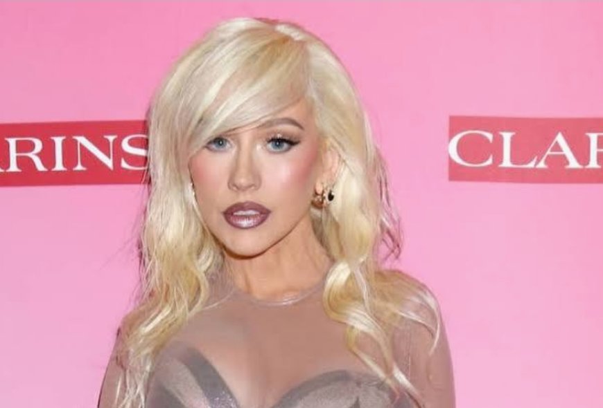 Christina Aguilera reageert op commentaar uiterlijk: ‘Niemand verdient verklaring’