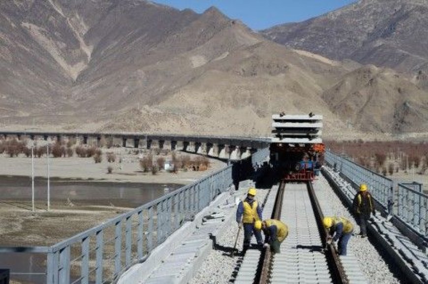 *India uit Bezorgdheid over Chinese Waterkrachtcentrale in Tibet**