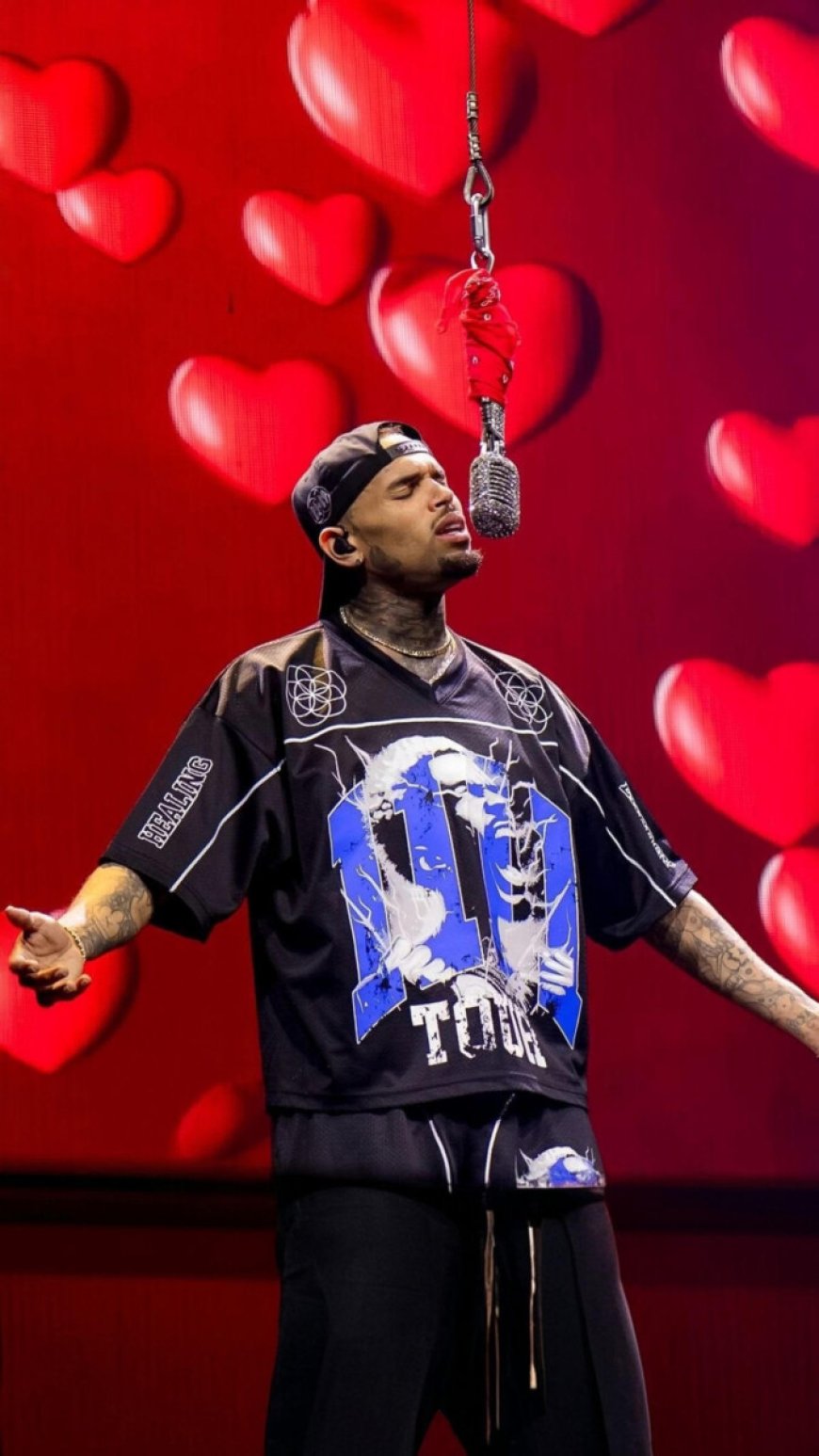 Chris Brown steunt voorgestelde IRS-wijzigingen van Donald Trump