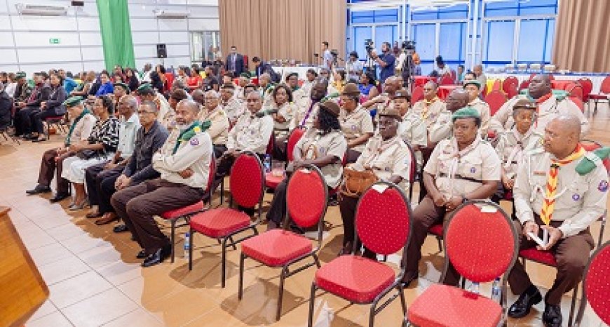 29 personen gedecoreerd bij 100 jaar Boy Scouts Suriname